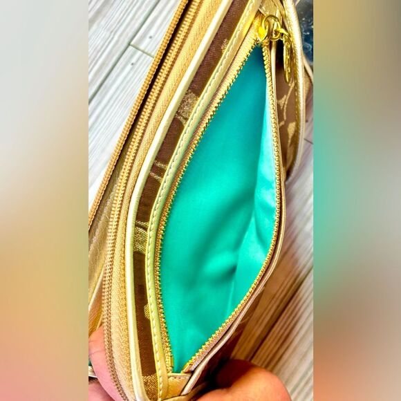 012-Coach:F15690 Hampton Gold and Brown Satchel and Wallet Signature C Set - Picture 15 of 15